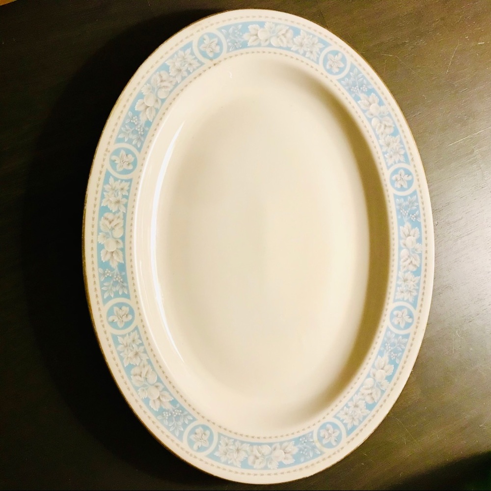Royal Doulton Serving Platter Oval Hampton Court TC1020 Pattern